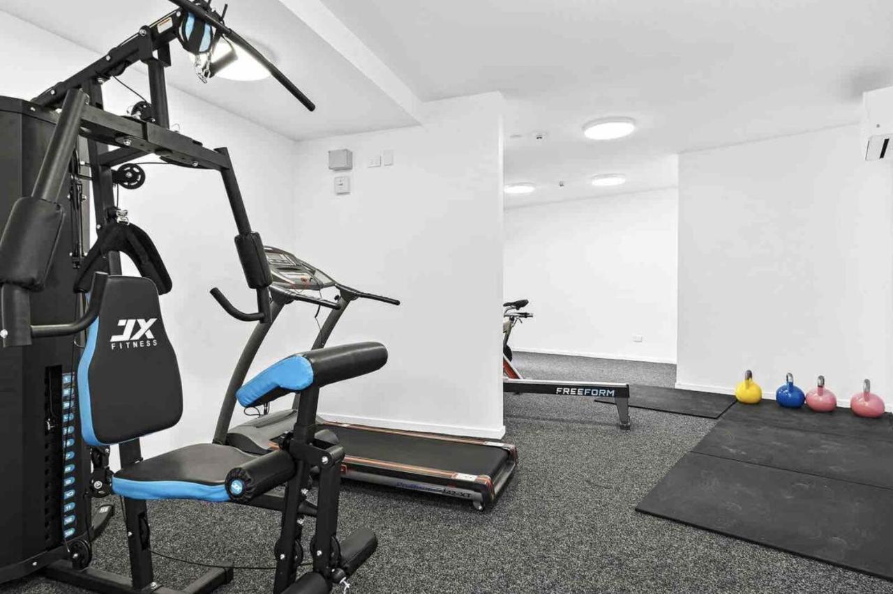 Modern 2-Bedroom Apartment 7-Mins Walk To Queenstown Zewnętrze zdjęcie